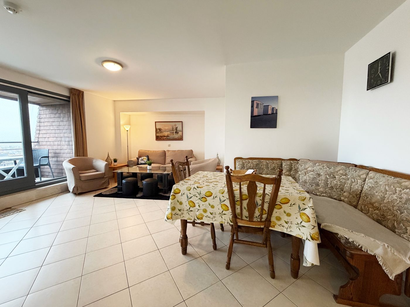 Gemeubeld 1-slaapkamer appartement met 2 terrassen op de Zeedijk van Blankenberge - foto 2