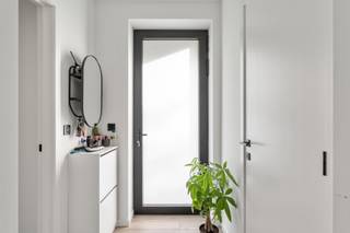 SMAAKVOLLE, NIEUWBOUWWONING (HOB) MET 3 SLAAPKAMERS, ZONNEPANELEN EN CARPORT TE GENK (OUD-WATERSCHEI) !In Genk, Oud-Waterschei, vinden we in een...