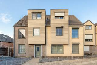 Dit appartement is rustig gelegen nabij het centrum van Rijkevorsel, met winkels, scholen en openbaar vervoer op wandel- en fietsafstand. Dankzij...