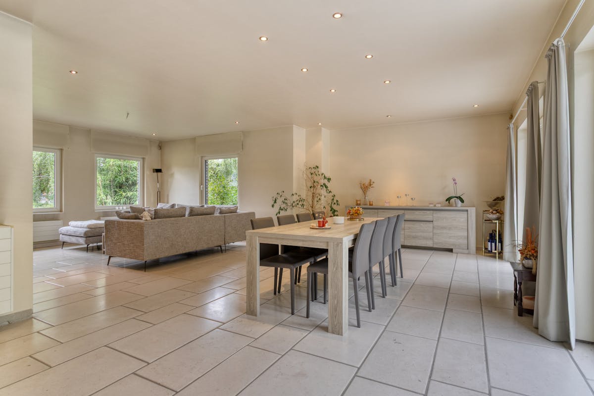 Ruime villa met 5 kamers te koop in Desselgem - foto 3