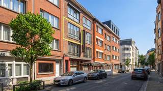 In the coveted St. Andrew's neighborhood, in a prime location close to St. Andrew's Place and National Street, is this charming 1-bedroom apartment...