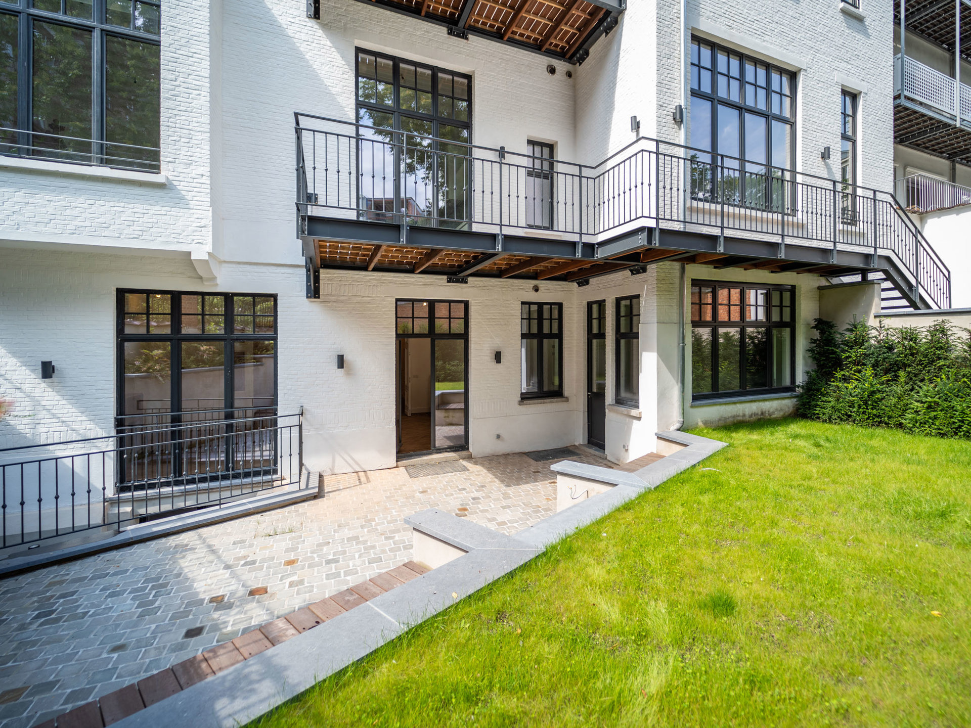 Apartment for rent in Sint-Gillis with 3 bedrooms - photo 4