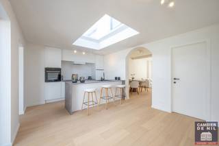 Deze mooi gerenoveerde woning is ideaal gelegen in de Hendrik Consciencestraat in het bruisende Heist aan zee. Dankzij de mooie gevelbreedte geniet...