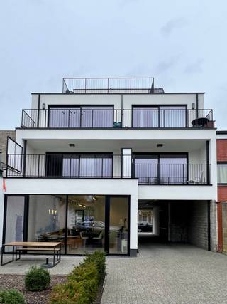 Appartement à louer à Malle