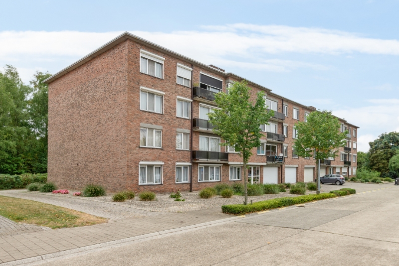 Apartment for sale in Aartselaar with 2 bedrooms - photo 2