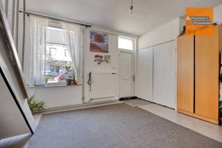 Opportunité unique : deux habitations pour le prix dune ! Située dans le charmant quartier de Sint-Stevens-Woluwe, cette propriété exceptionnelle est...