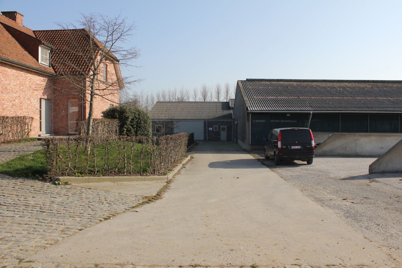 House for sale in Moortsele with 4 bedrooms - photo 2