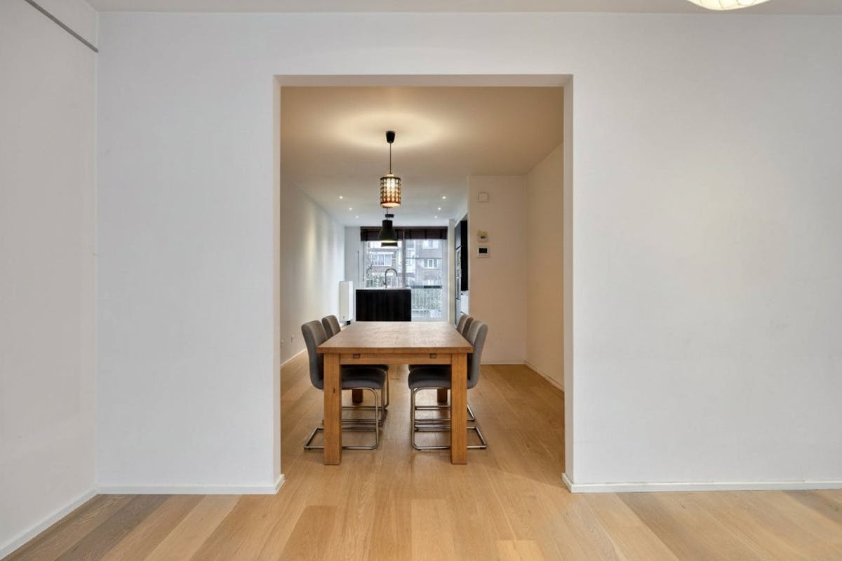 Spacious ready-to-move-in house for sale in Deurne with garage! - photo 3