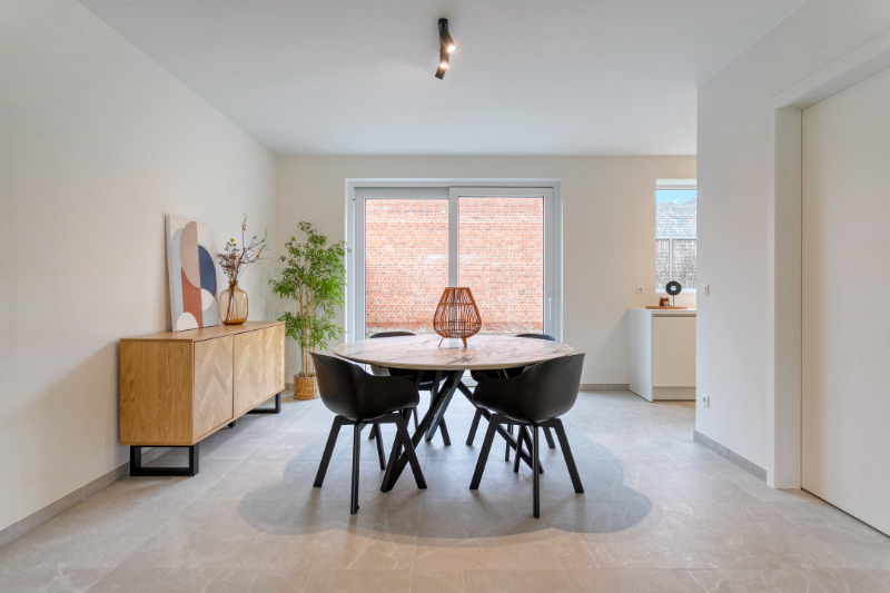 Energiezuinige nieuwbouwwoning met zuidwestgerichte tuin - Wevelgem - foto 4