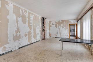 Dit is een vanafprijs. – Karaktervolle bungalow met veel mogelijkheden in ZoutleeuwOntdek deze charmante open bebouwing aan in Zoutleeuw, vol...