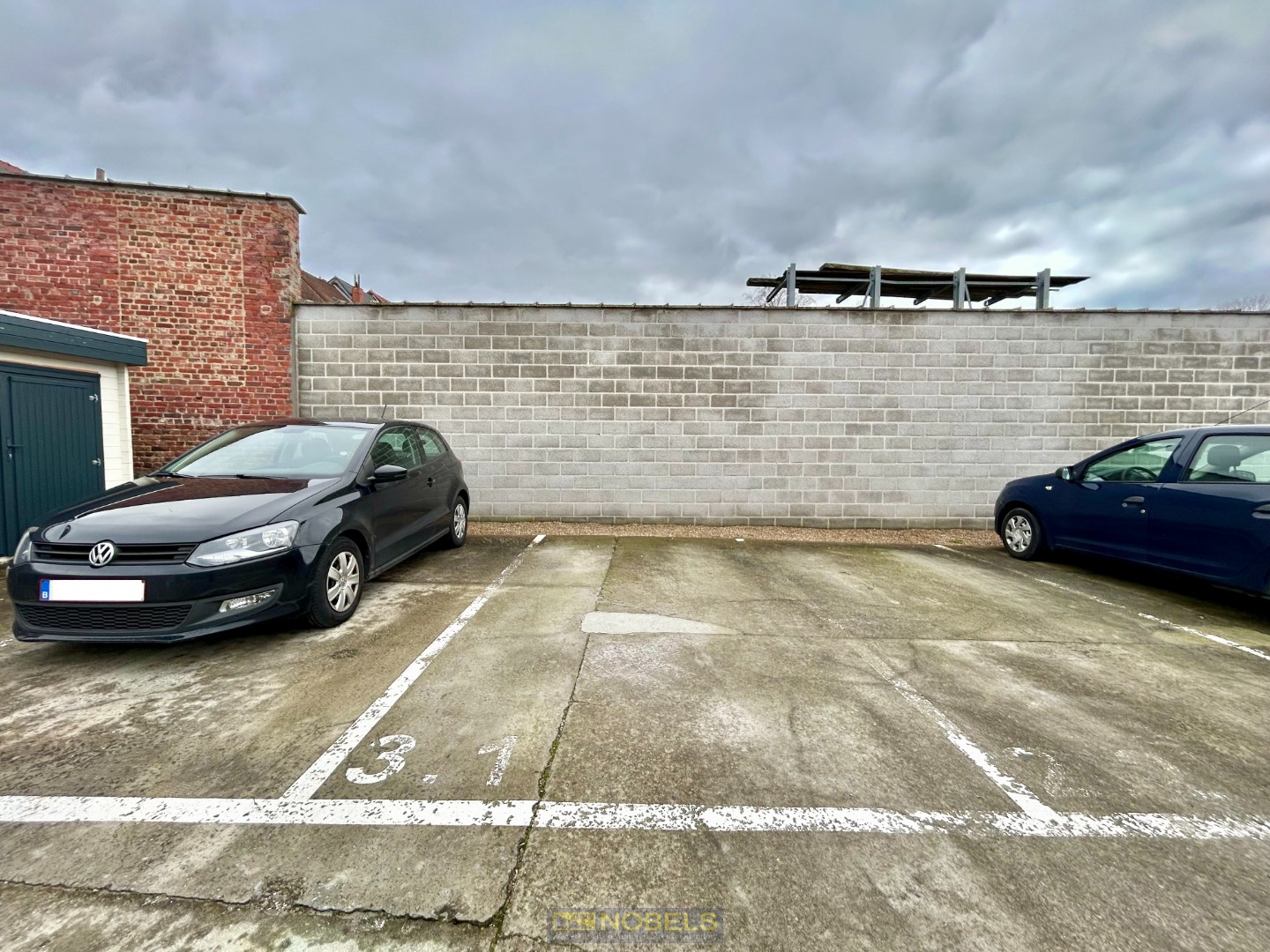 Te huur instapklaar 1-slaapkamer appartement in hartje Ronse met terras en staanplaats - foto 3