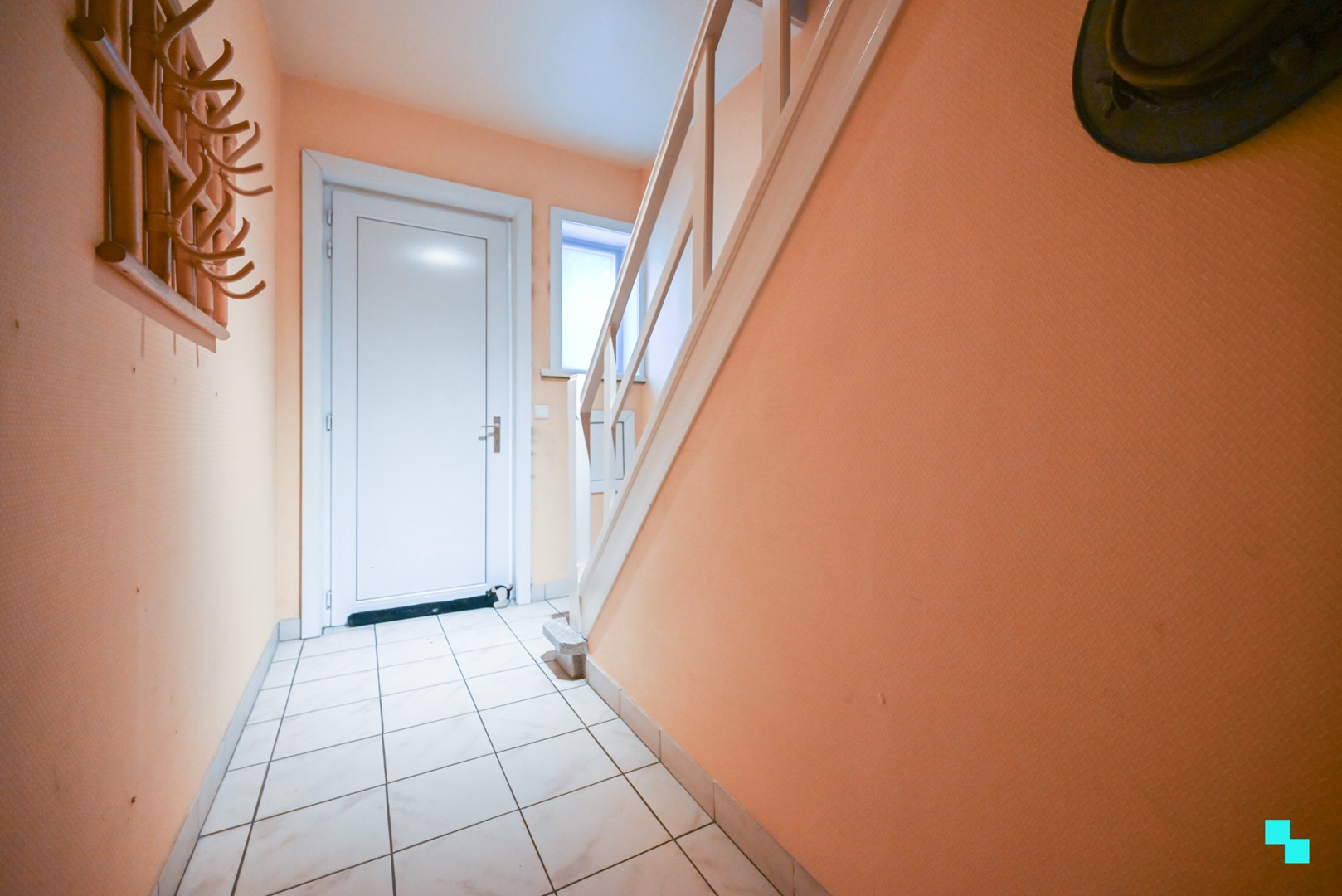 Halfopen bebouwing met garage nabij centrum Izegem - photo 5