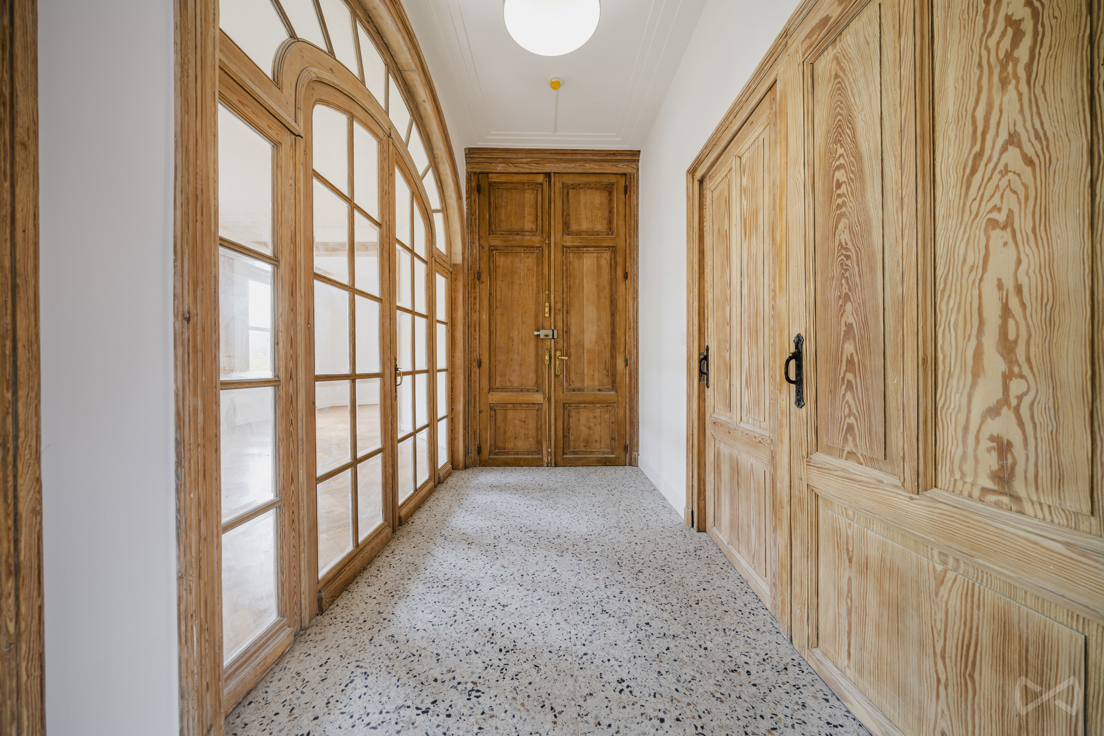 Appartement te huur in Luik met 2 slaapkamers - foto 3