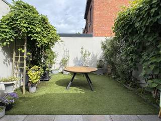 Gezellig kraaknet onderhouden woning met tuin nabij Tivolipark, ziekenhuis en oprit E19 Mechelen-Brussel-Antwerpen, op fietsafstand van het...