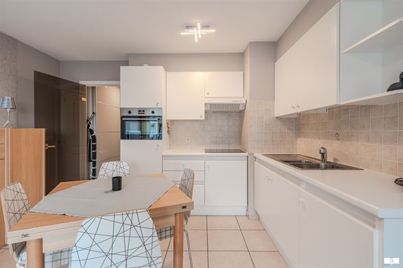 Instapklare studio met zijdelings zeezicht - foto 4