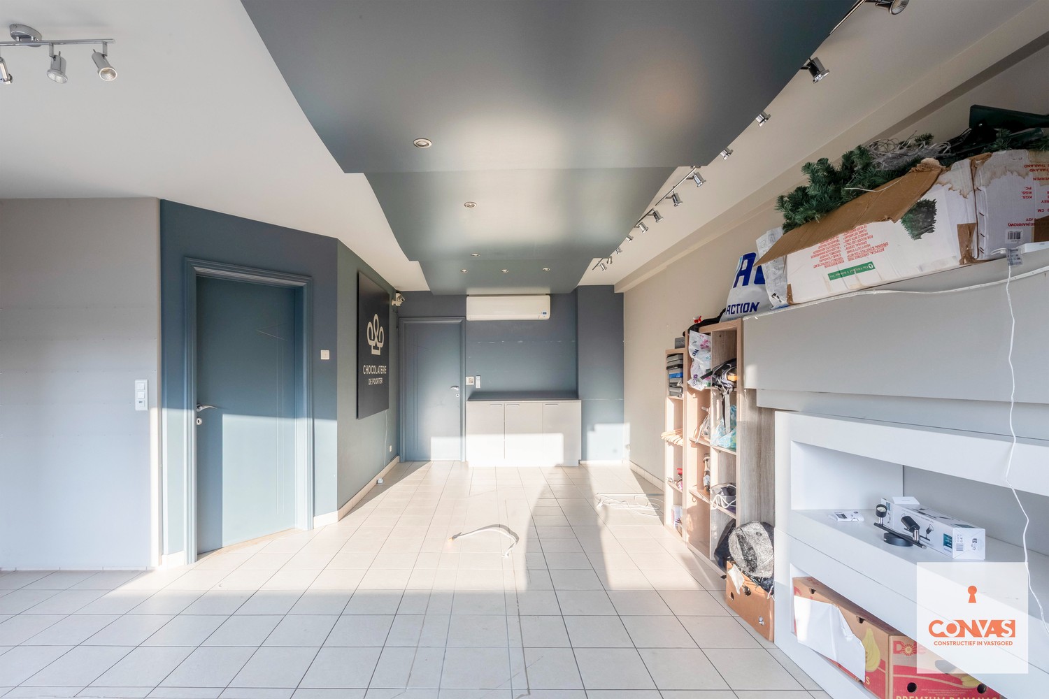 Goedgelegen handelspand met ruime woonst en tuin - photo 3