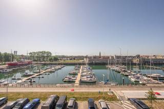 Rés. Le Dauphin.Appartement convivial situé sur le Rederskaai à Zeebrugge, avec une vue magnifique sur le port de plaisance et à l’arrière sur la...