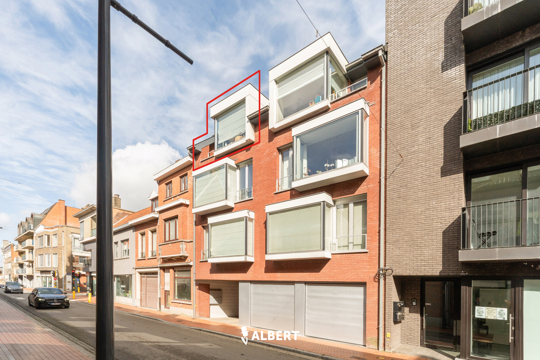 Instapklaar duplexappartement op centrale ligging in Izegem - foto 2