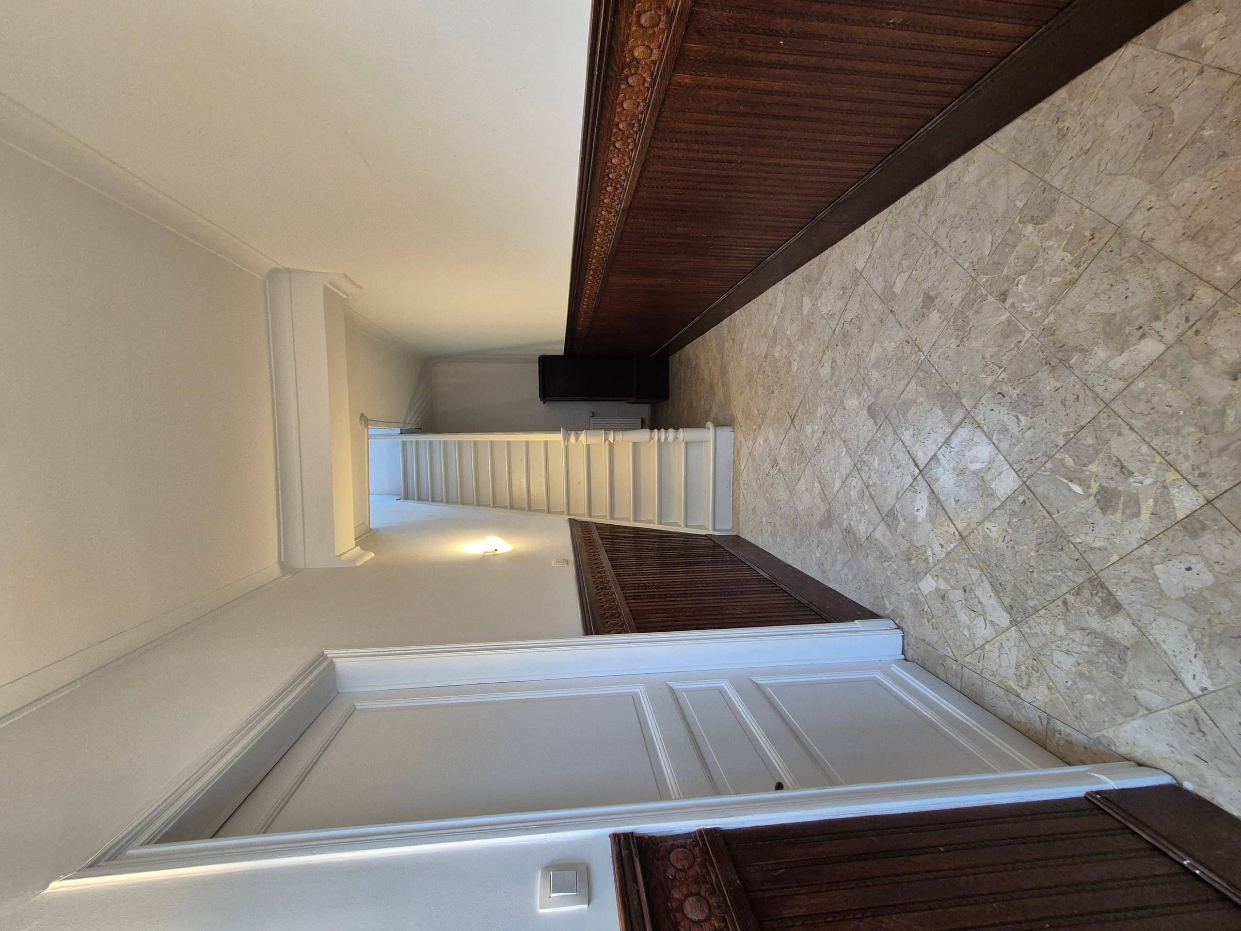 Instapklaar huis met 5 slaapkamers in Heuvelland - foto 2