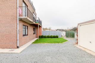 Deze mooie opbrengsteigendom van 3 appartementen is gelegen vlakbij het centrum van Rupelmonde. Scholen en winkels zijn op wandelafstand...