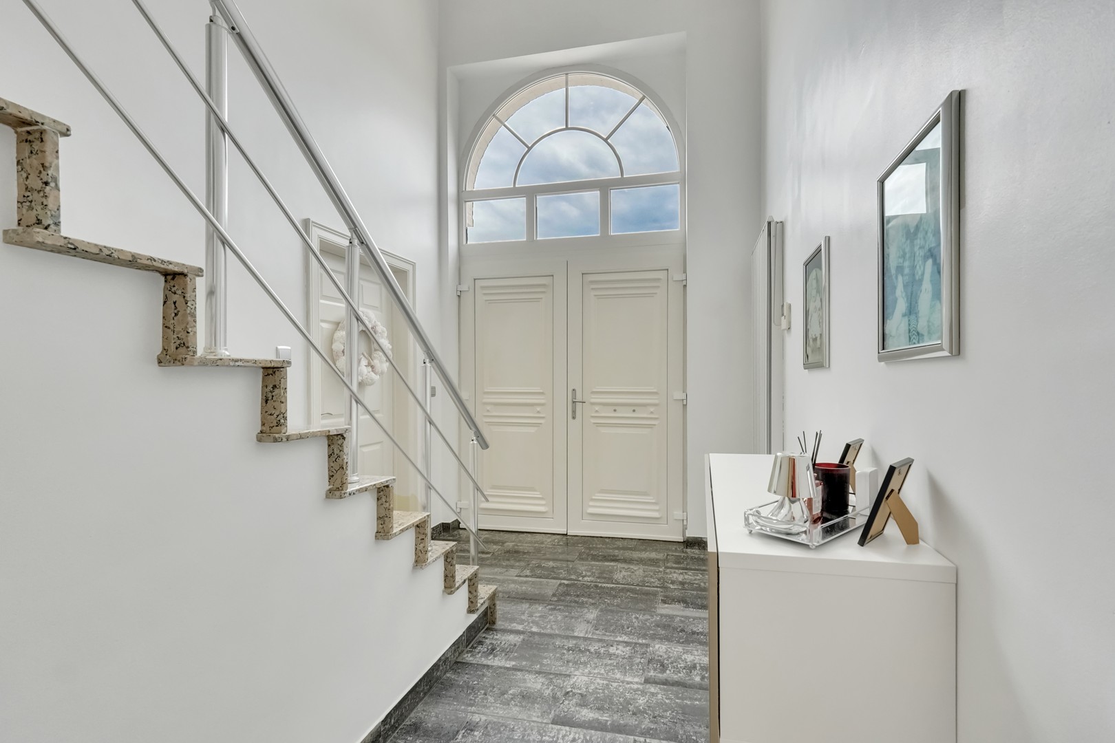 RUIME WONING MET 4+ SLPKS TE KOOP - Maasmechelen - foto 4