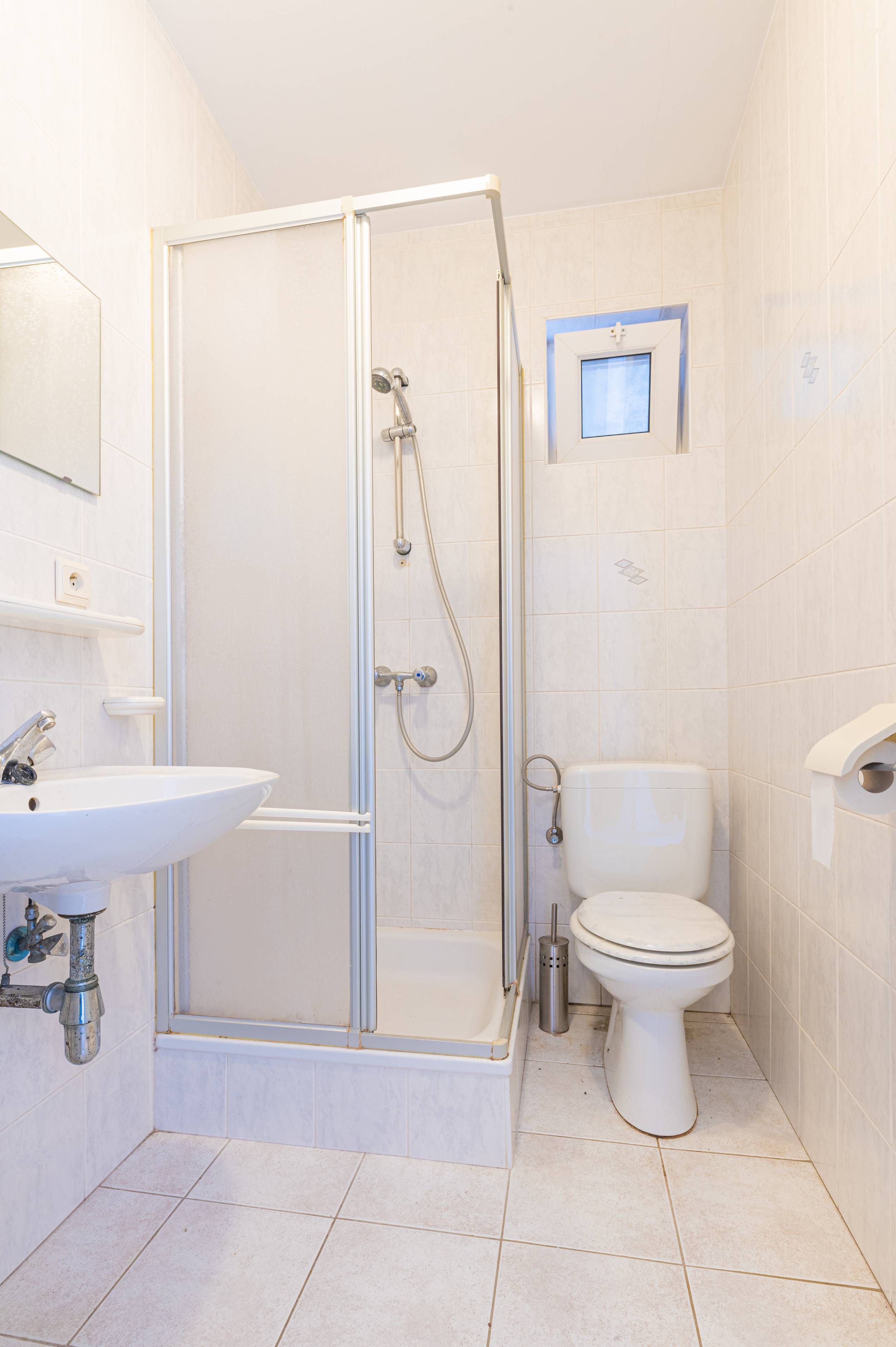 Gelijkvloers appartement met garage nabij centrum Kemzeke! - foto 5