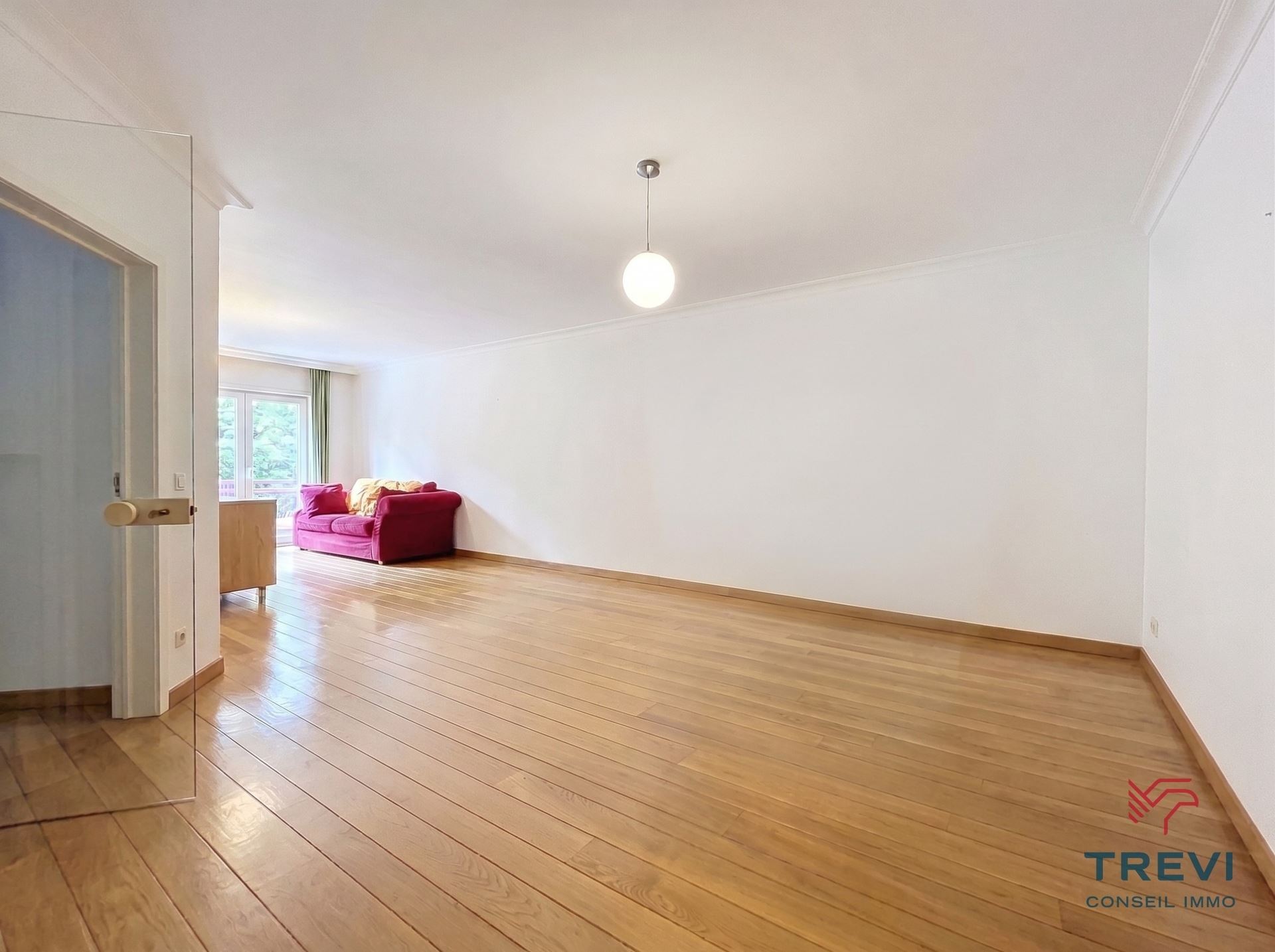 Apartment for rent in Enghien with 2 bedrooms - photo 4