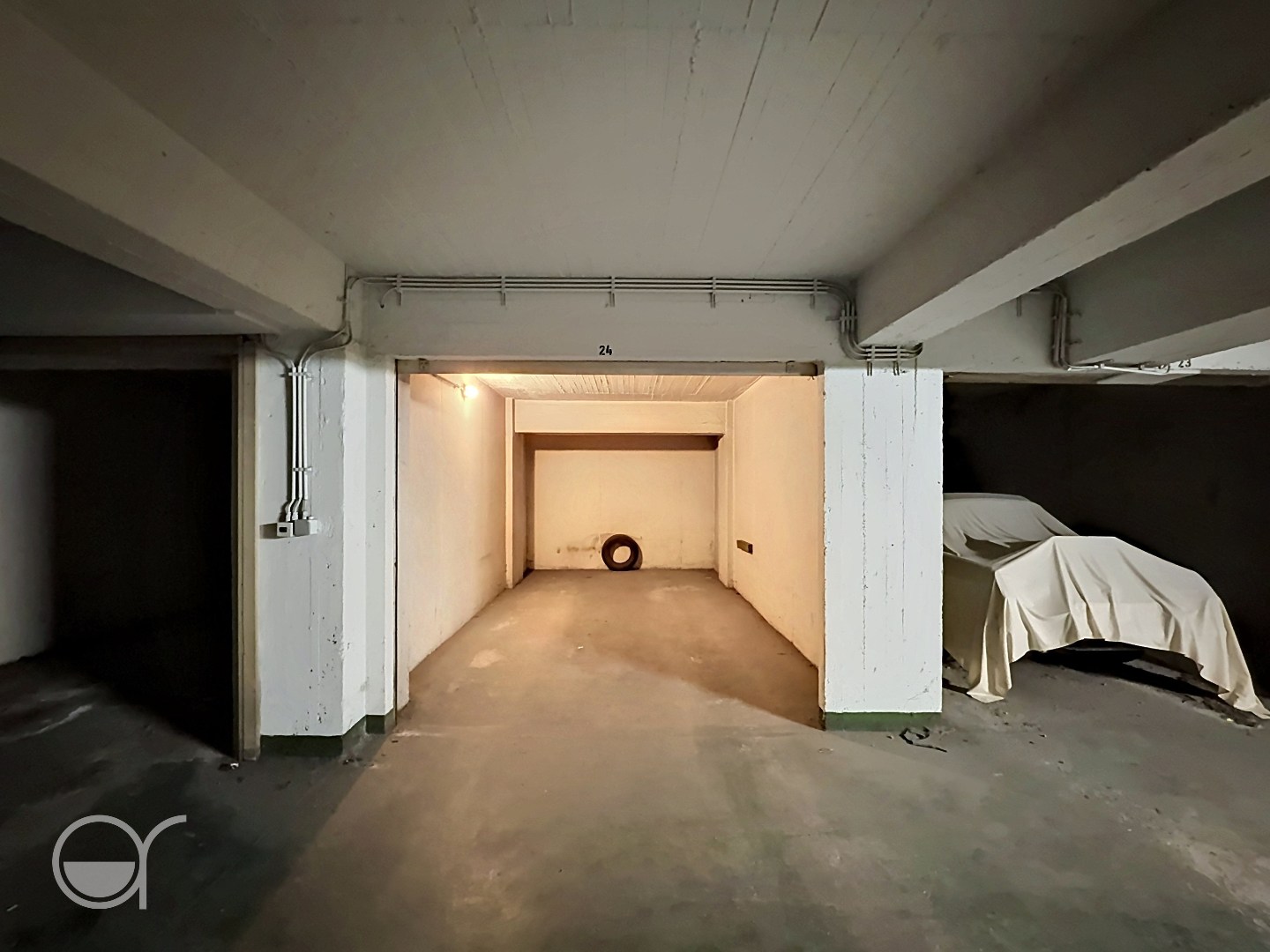 Deze ondergrondse garagebox is uitstekend gelegen aan de Kouter in Gent. Beschikbaar vanaf 01/07/2026.