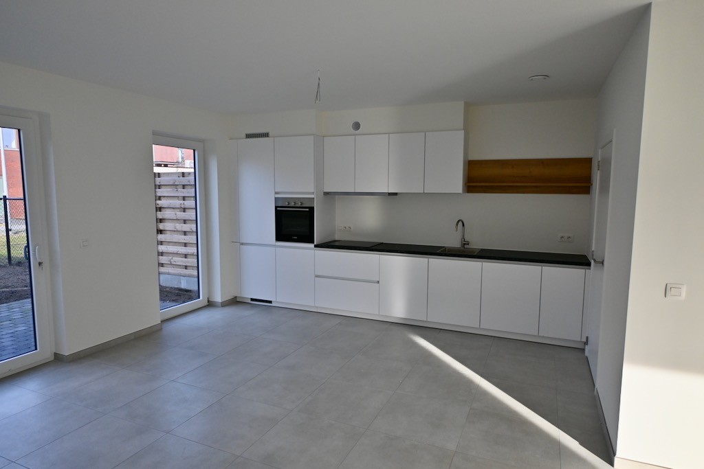 Ruime nieuwbouwwoning met 4 tot 5 slaapkamers . - foto 3