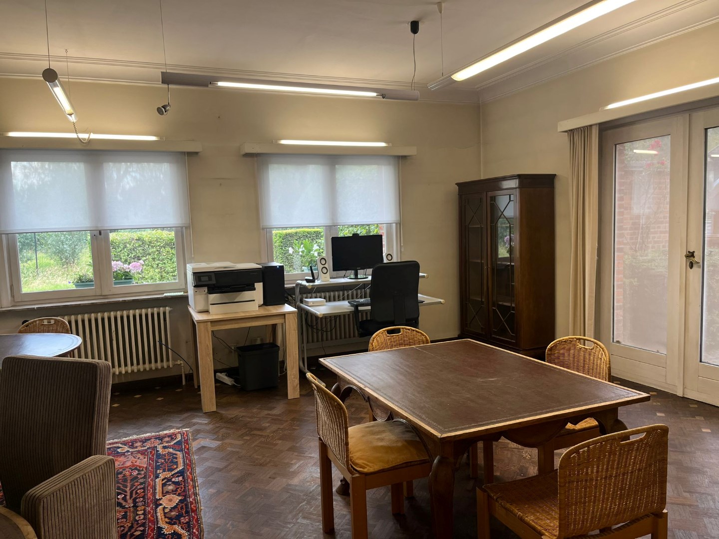 Centraal gelegen kantoorruimte van ca. 132 m² in Mol ! - foto 3