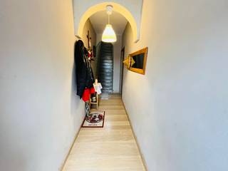 Lauwe - Gezellige starterswoning, volledig instapklaar. Gunstige EPC dus geen renovatie verplichtingen, met 4 slaapkamers + tuin en...