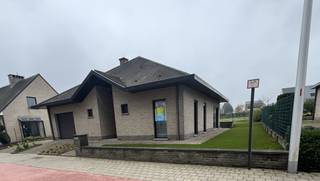 BEZOEKDAG VOLZETBen je op zoek naar een instapklare woning met ruimte? Dan is deze prachtige woning precies wat je zoekt!Deze recent woning beschikt...