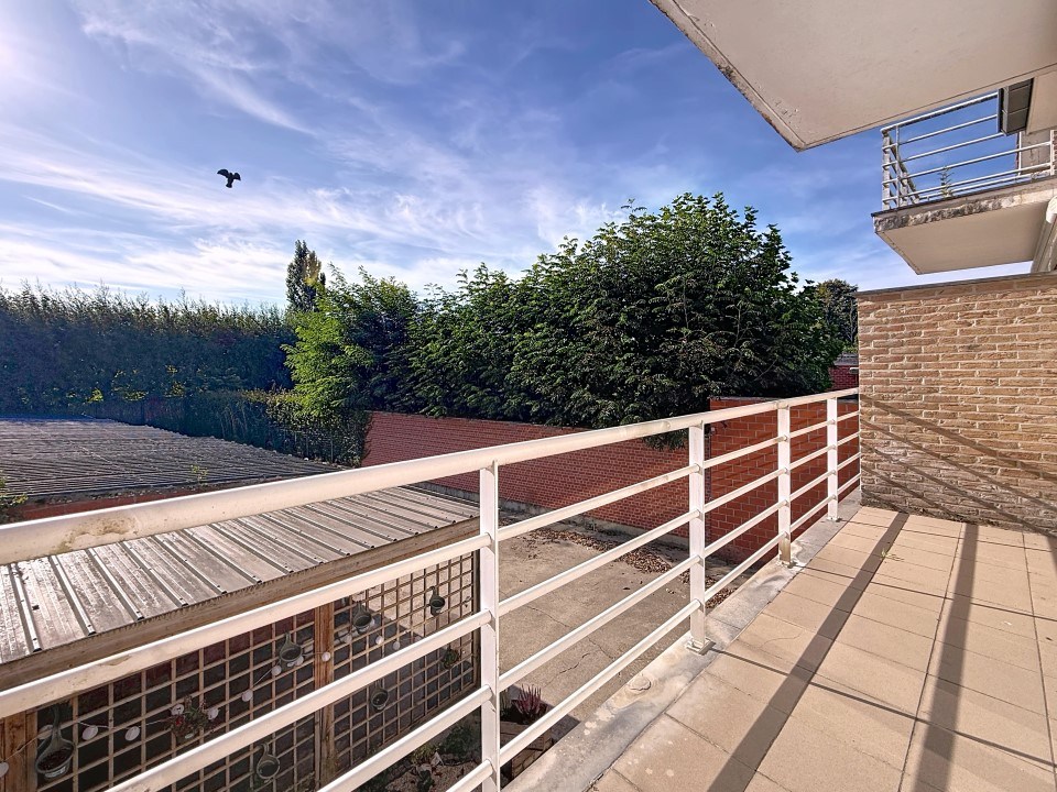 Centraal gelegen appartement met garage én extra staanplaats in centrum Staden - foto 3