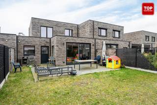 Moderne en energiezuinige woning gelegen in een rustige doodlopende straat in een recente en aantrekkelijke woonwijk, op wandelafstand van groen...