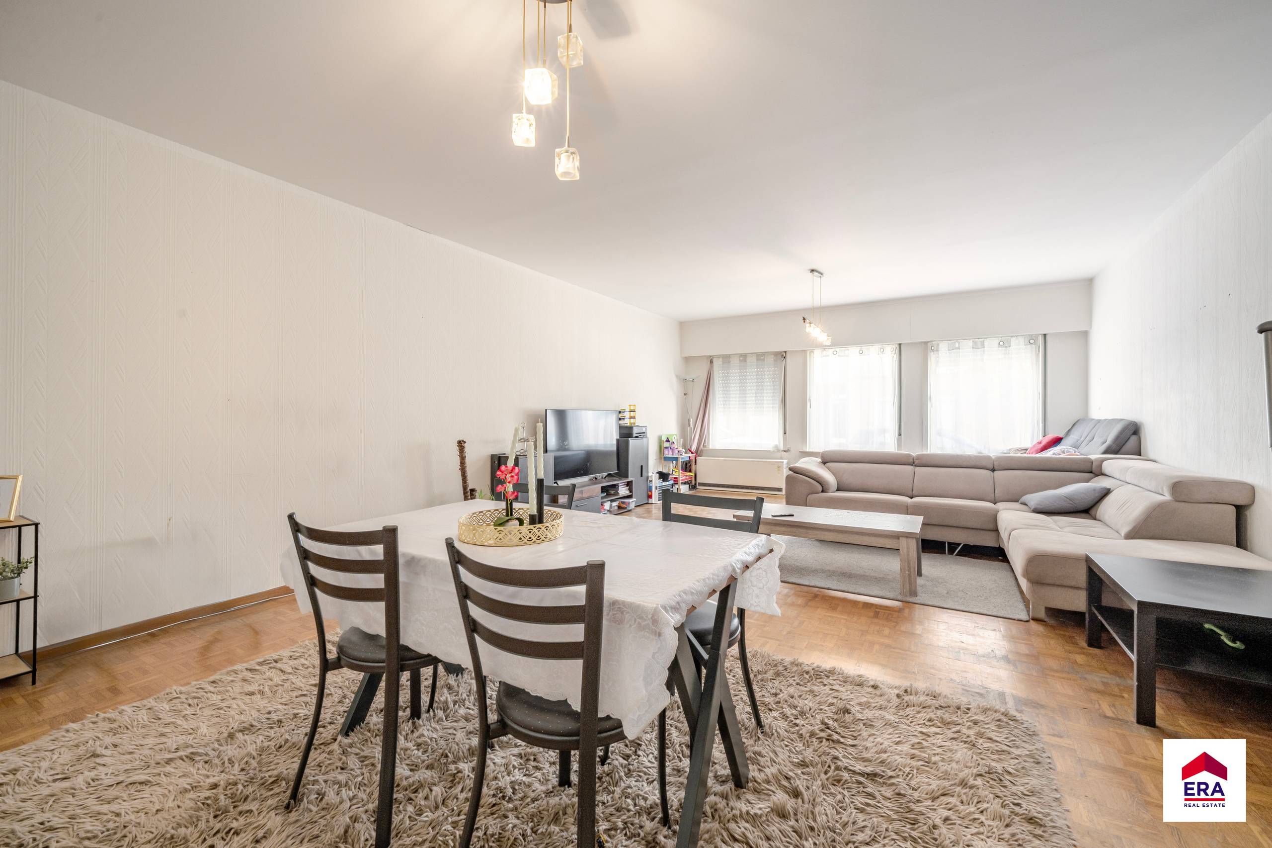 Gelijkvloers appartement met 3 slpk en garage in Aalter! - foto 3