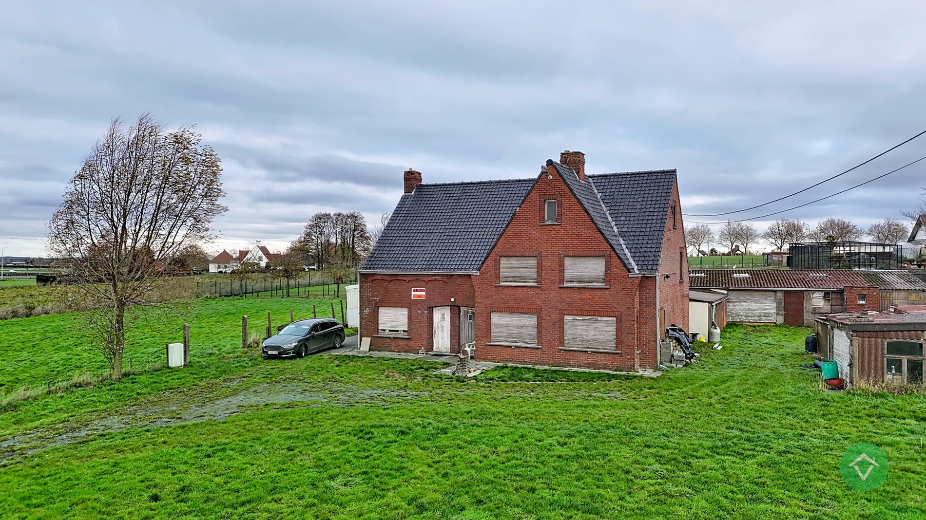 Alleenstaande woning met vergezichten te Zwevezele - foto 1