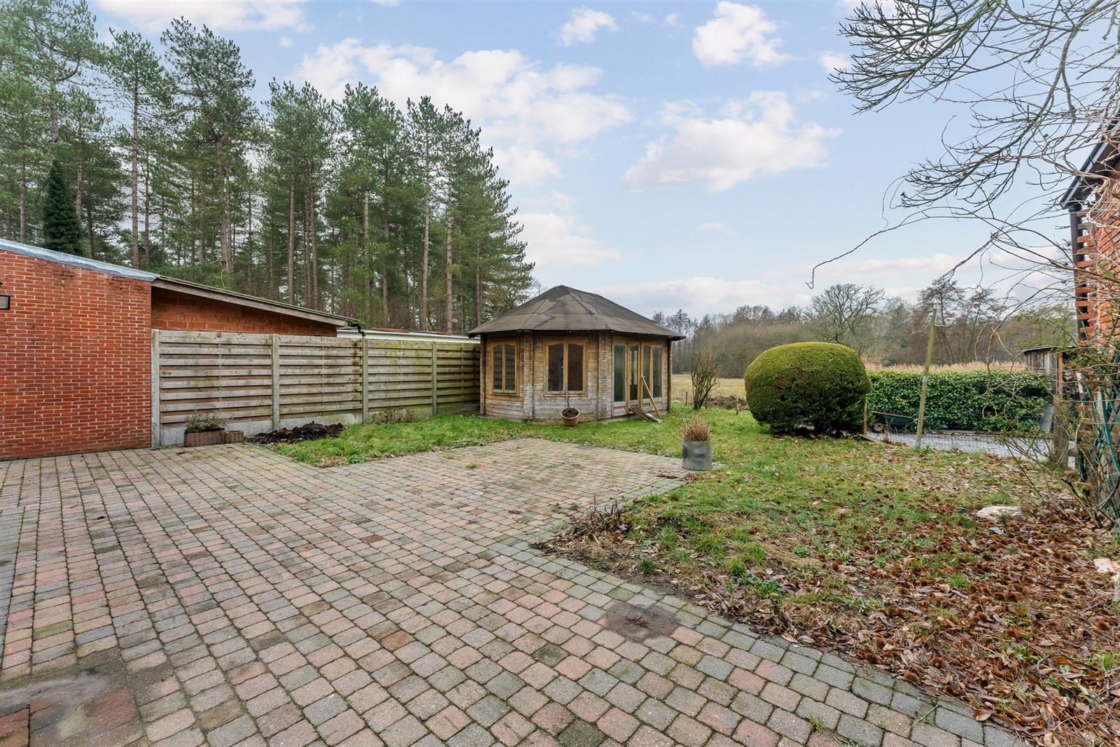 Te renoveren woning met uitzonderlijk groenzicht op 6A 77CA! - foto 3