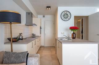 <p><span>This energy efficient apartment on the second floor is located in Maria-ter-heide (Brasschaat) surrounded by greenery and with a good connection towards Antwerp and the Netherlands. The apartment is part of a small building (2013) with limited common charges and an elevator. </span></p><p><span> </span></p><p><span>The apartment is accessible via the central entrance hall with access along the Bredabaan as well as along the rear with the garages and car parking spaces. Stairs and elevator take you to the second floor, once in the apartment, the living room with lots of light, open kitchen and adjacent storage room. (connections for washer, dryer, central heating boiler,...) Central a guest toilet with hand-washer and a spacious bathroom with double sink and bath/shower combination. At the back we have 2 spacious bedrooms, the master bedroom with access to the fine evening terrace. </span></p><p><span> </span></p><p><span>Energy efficient, EPC label A </span></p><p><span>Electricity conform AREI</span></p><p><span>Underfloor heating</span></p><p><span>Ventilation D</span></p><p><span>Elevator</span></p><p><span>Low maintenance</span></p><p><span>Possibility to purchase a spacious garage box (optional)</span></p><p><span> </span></p><p><span>Are you looking for an investment or rather an energy efficient and sustainable apartment in a good location? </span></p><p><span> </span></p><div><ul><li><span>Description</span></li></ul><p><span>In the quiet and green Maria-ter-Heide, a popular district of Brasschaat, you will find this energy efficient apartment on the first floor. The house is part of a small and neat building with only 6 apartments and was completed in 2016 . This apartment offers contemporary living comfort with durable materials and a low-maintenance finish.<br /><br />Main features:<br />Construction year: 2014 -2016 (1st occupancy 2016).<br />Private terrace of 8 m²<br />Lightful living space with open kitchen and quality finish.<br />Apart toilet in the entrance hall/corridor.<br />Technical room with space for washer and dryer.<br />Floor heating for a pleasant and energy efficient indoor climate.<br />Ventilation system for a healthy indoor environment.<br />Lift.<br />Apartial meters for gas, water and electricity.<br />Access from two street sides making parking easy.<br />Maintenance-friendly materials ideal for a worry-free living experience.<br />Possibility of purchasing a garage (guide price 30.000 ).<br /><br />Whether you are looking for a first home, a smart investment or a comfortable new home, this apartment will meet all your expectations.<br /><br />Approval price of the apartment 290,000 </span></p></div>