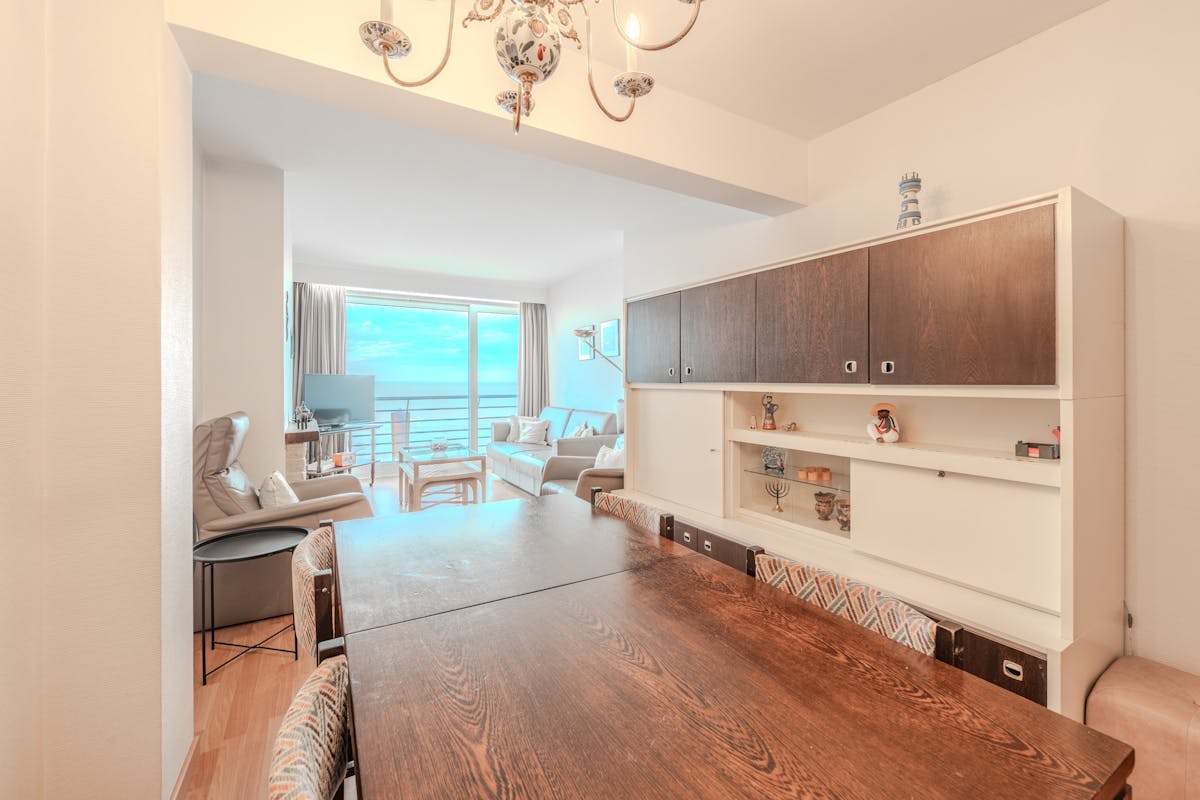 Appartement met 2 slaapkamers en terras op de Zeedijk! - foto 5