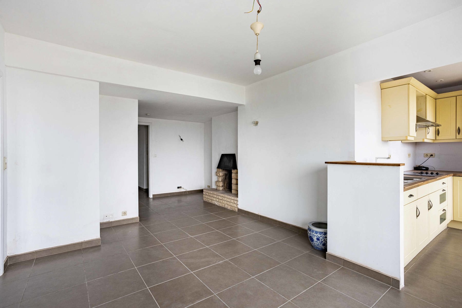 lichtrijk appartement met 1 slaapkamer in Anderlecht - foto 4