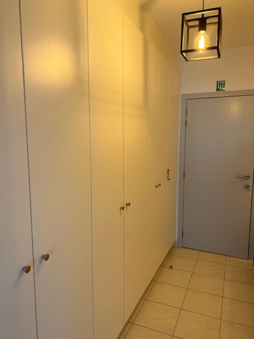 ABSOLUTE PRACHTKOOP. Instapklare studio tot in de puntjes verzorgd gelegen op enkele stappen van de zeedijk - foto 4