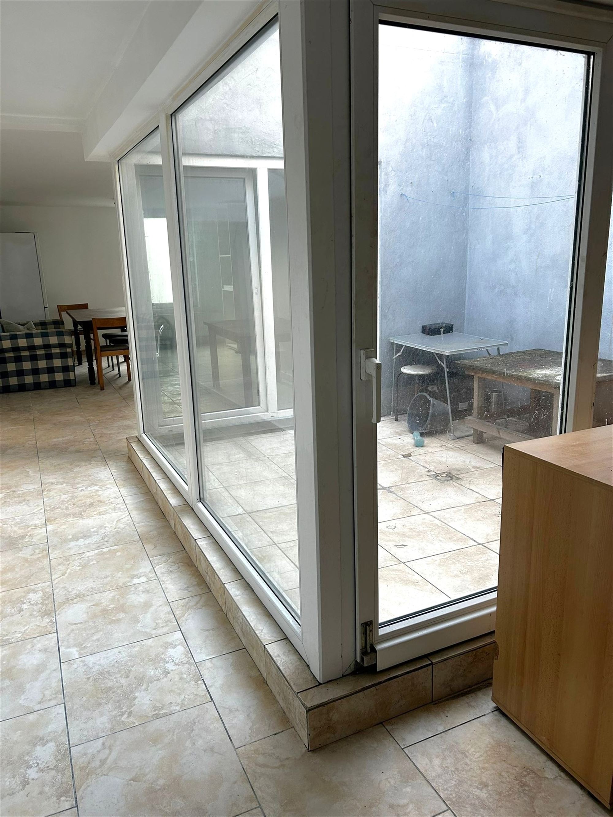 Te renoveren woning te koop in Harelbeke! - foto 4