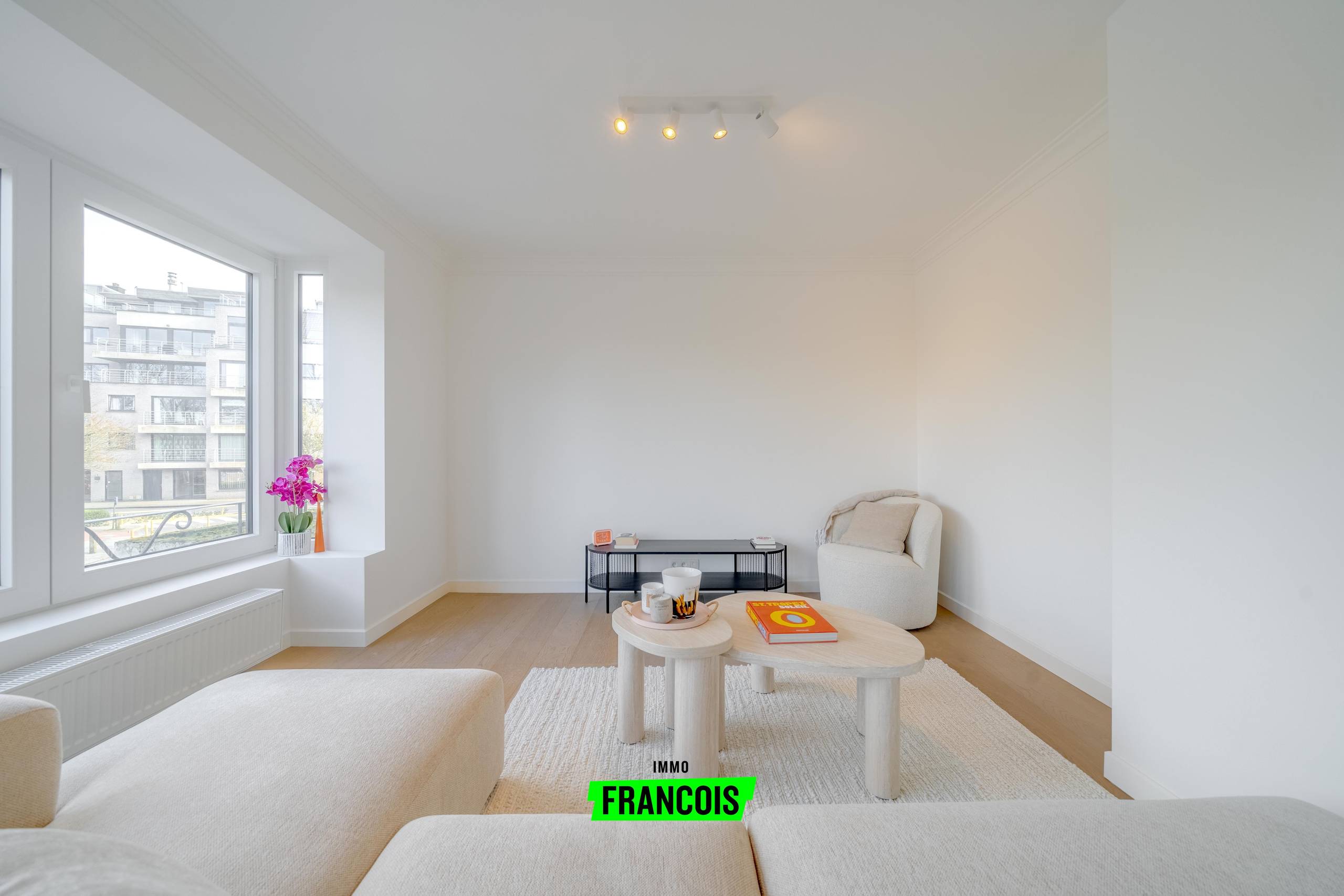 Stijlvol vernieuwd appartement met terras en groen uitzicht te Oostende - foto 5