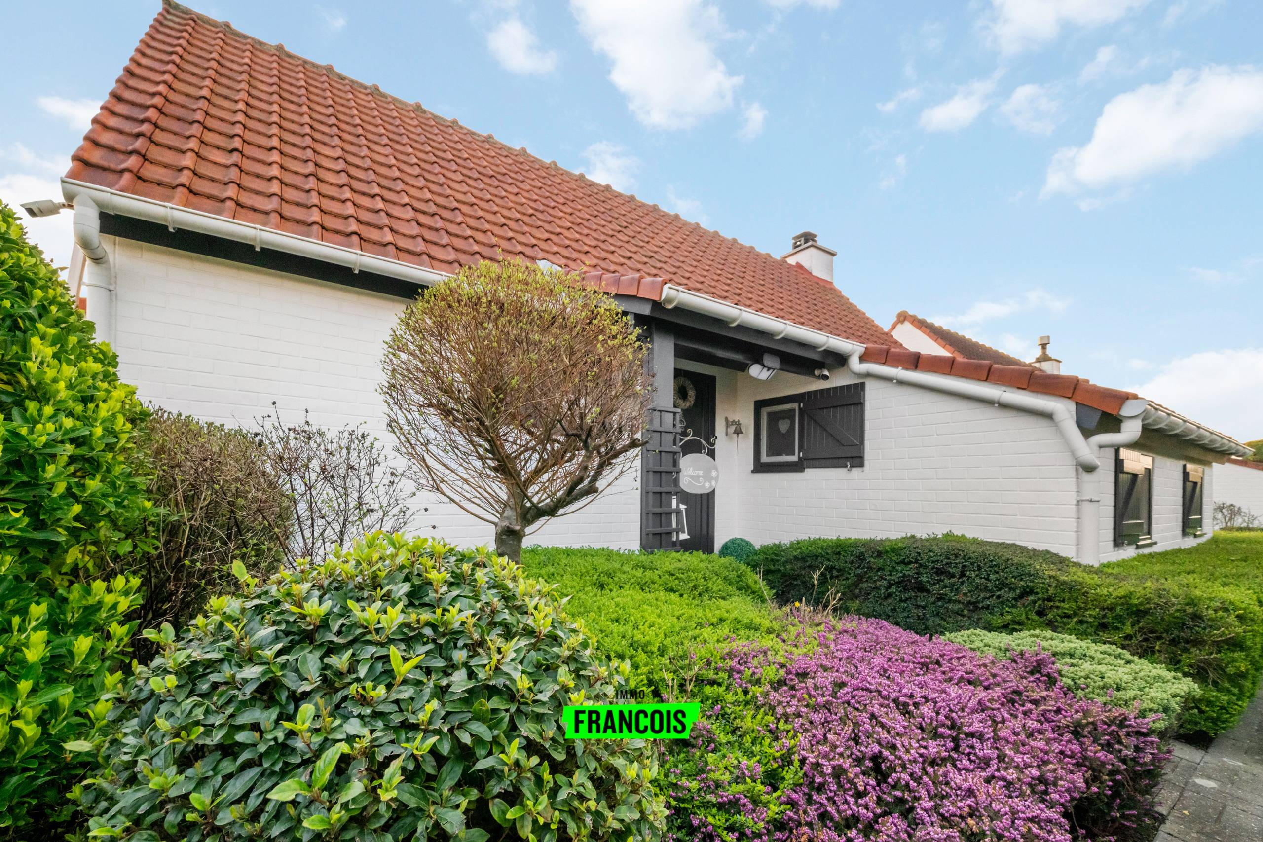 House for sale in Bredene with 3 bedrooms - photo 2