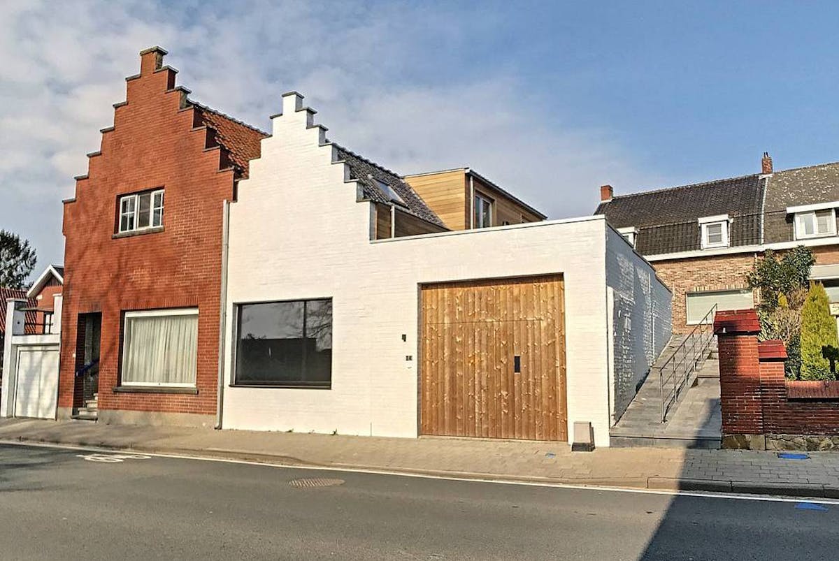 Instapklare en gerenoveerde woning te koop in Anzegem - foto 1