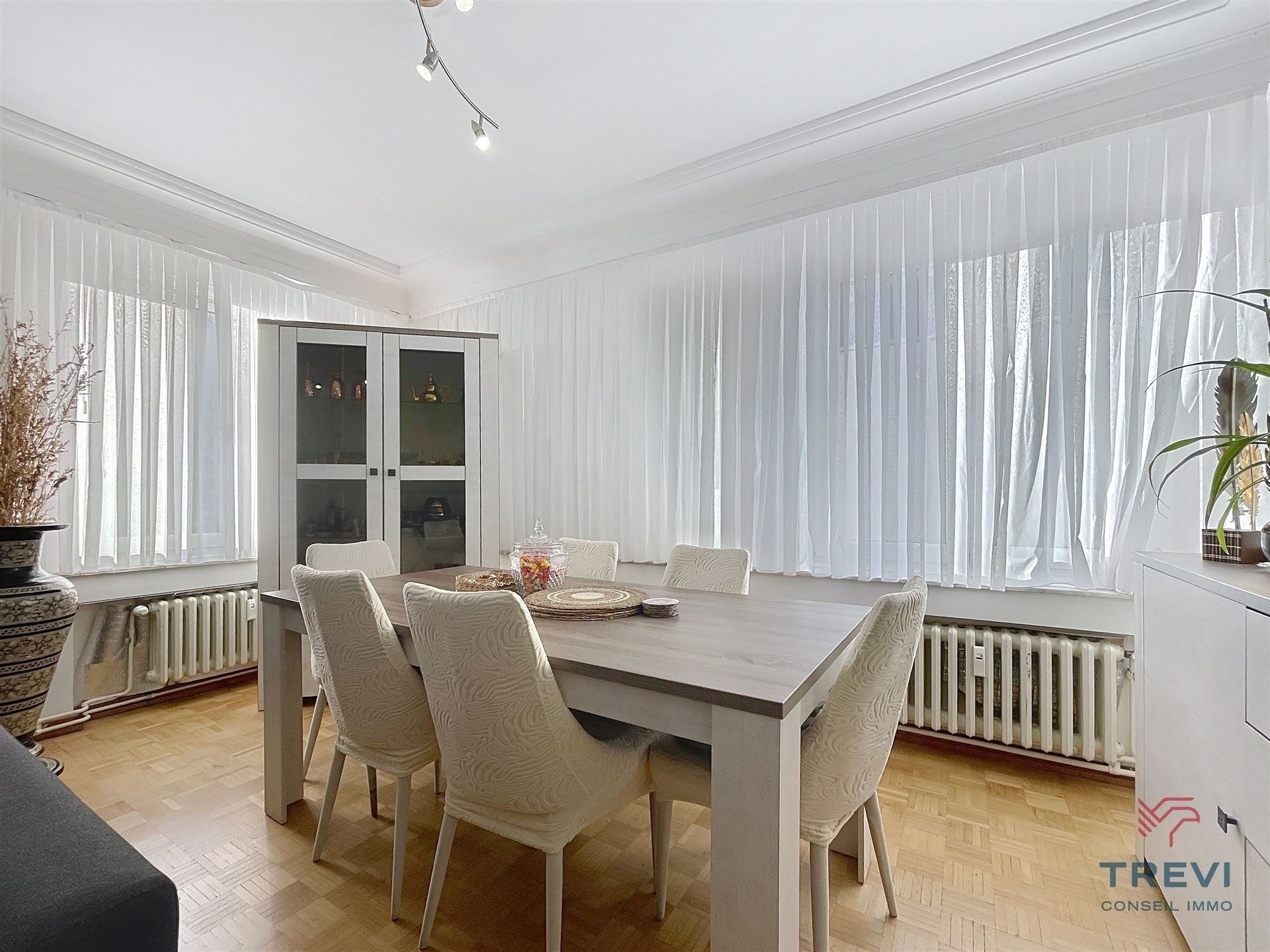 SOUS OPTION Bel appartement 3ch au centre ville - photo 5
