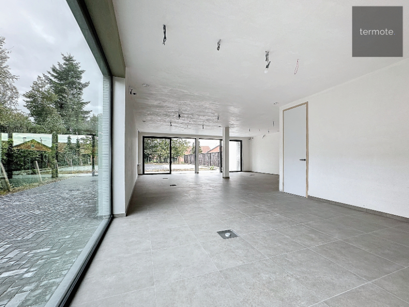 Commercial à louer à Waregem - photo 5