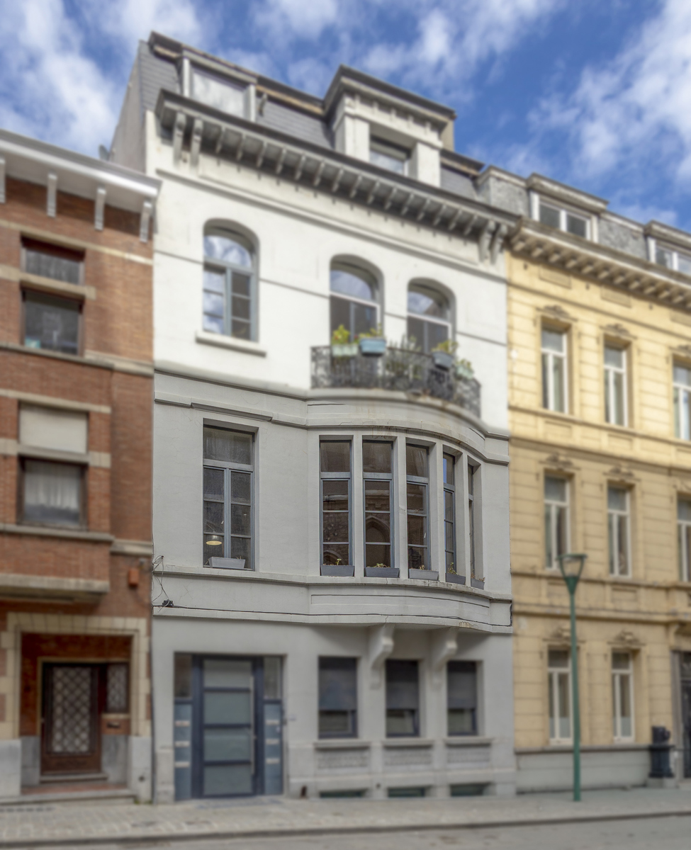 Apartment for sale in Molenbeek-Saint-Jean with 3 bedrooms - photo 1