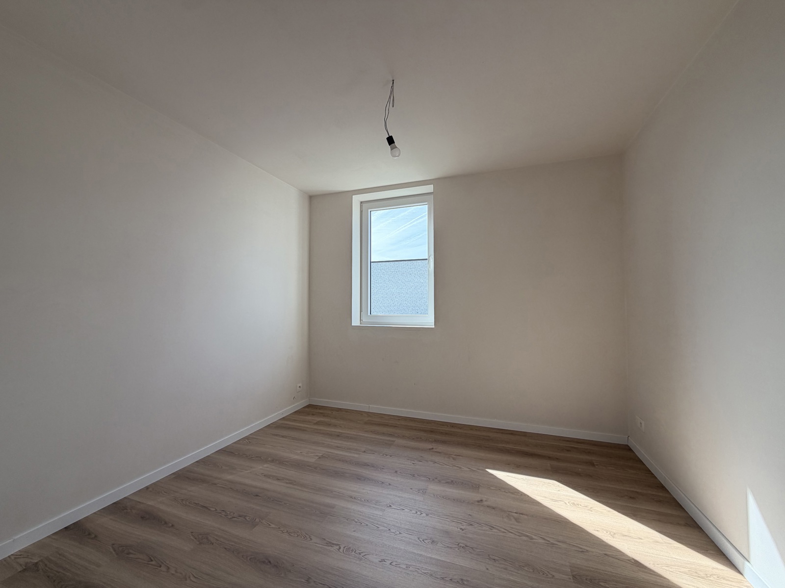 Unieke nieuwbouwwoning met moderne afwerking! - foto 5