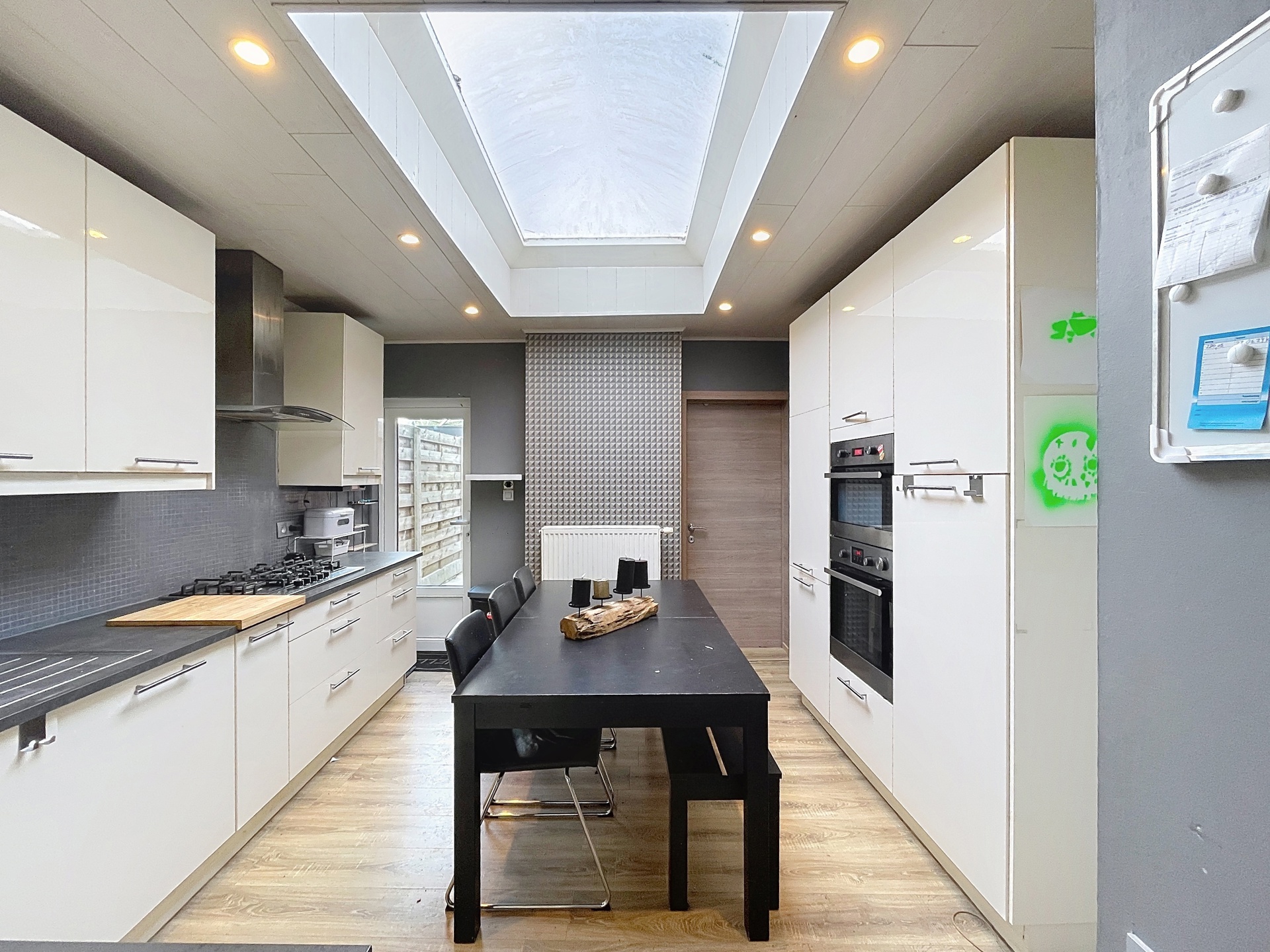 Woning met 3 slpks en terras bereikbaar via servitude.  - foto 3